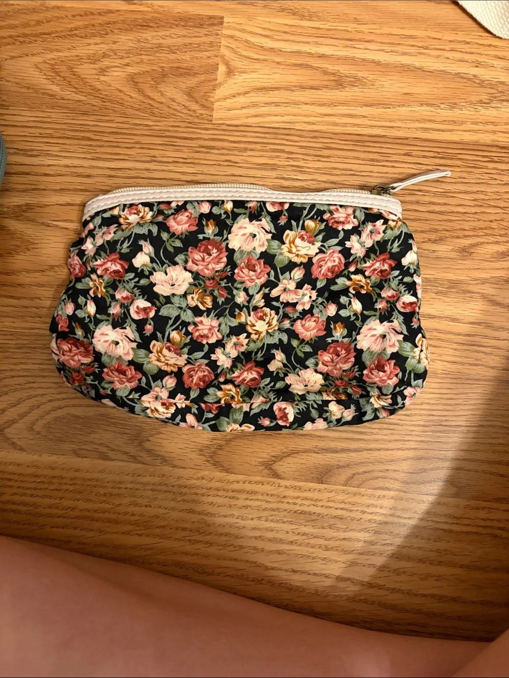 Floral Sequin Zip Pouch - Black & Rose